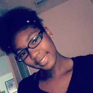 Meet your Posher, Nakeyvia